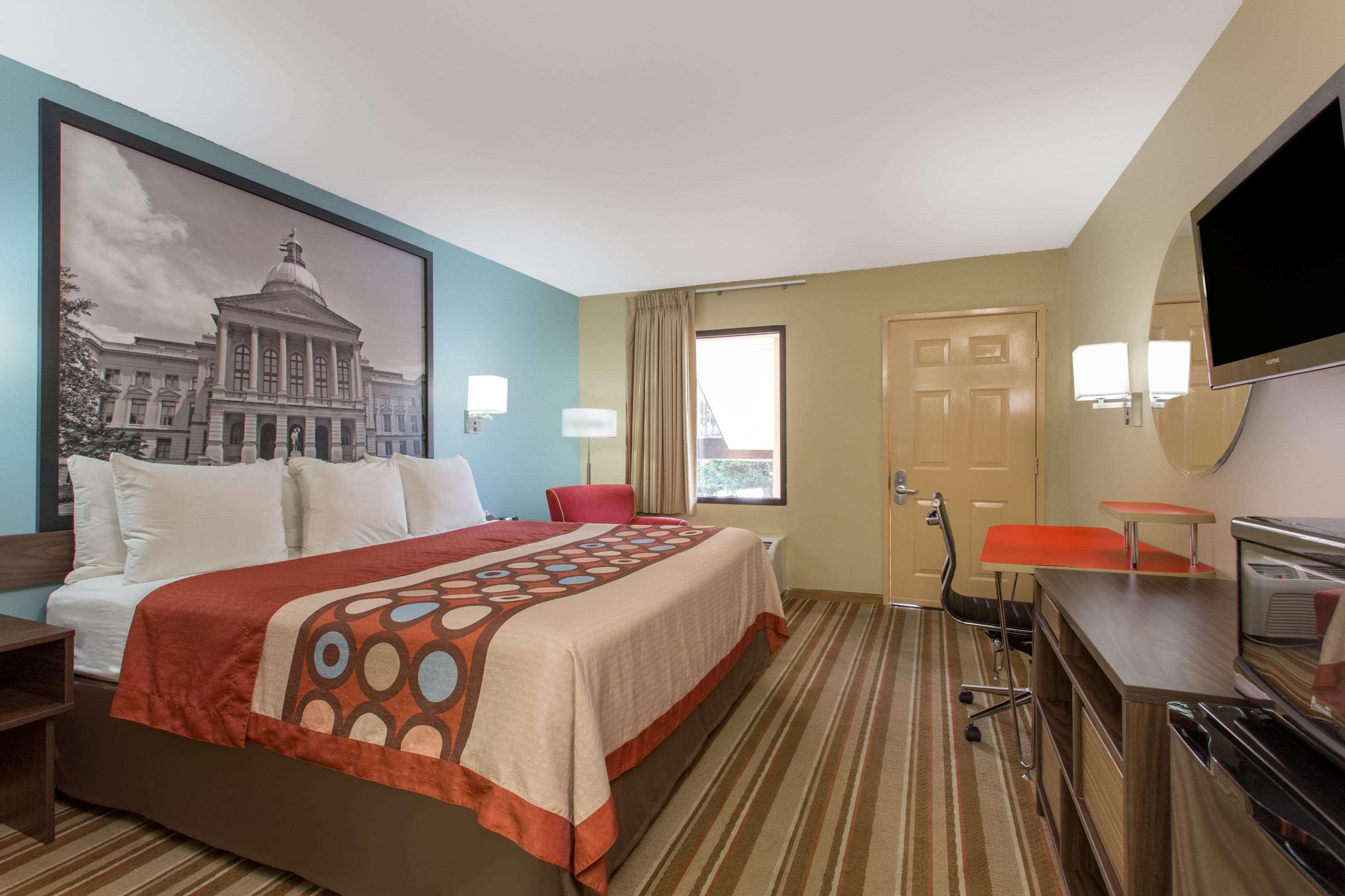 Super 8 By Wyndham Forest Park Esterno foto